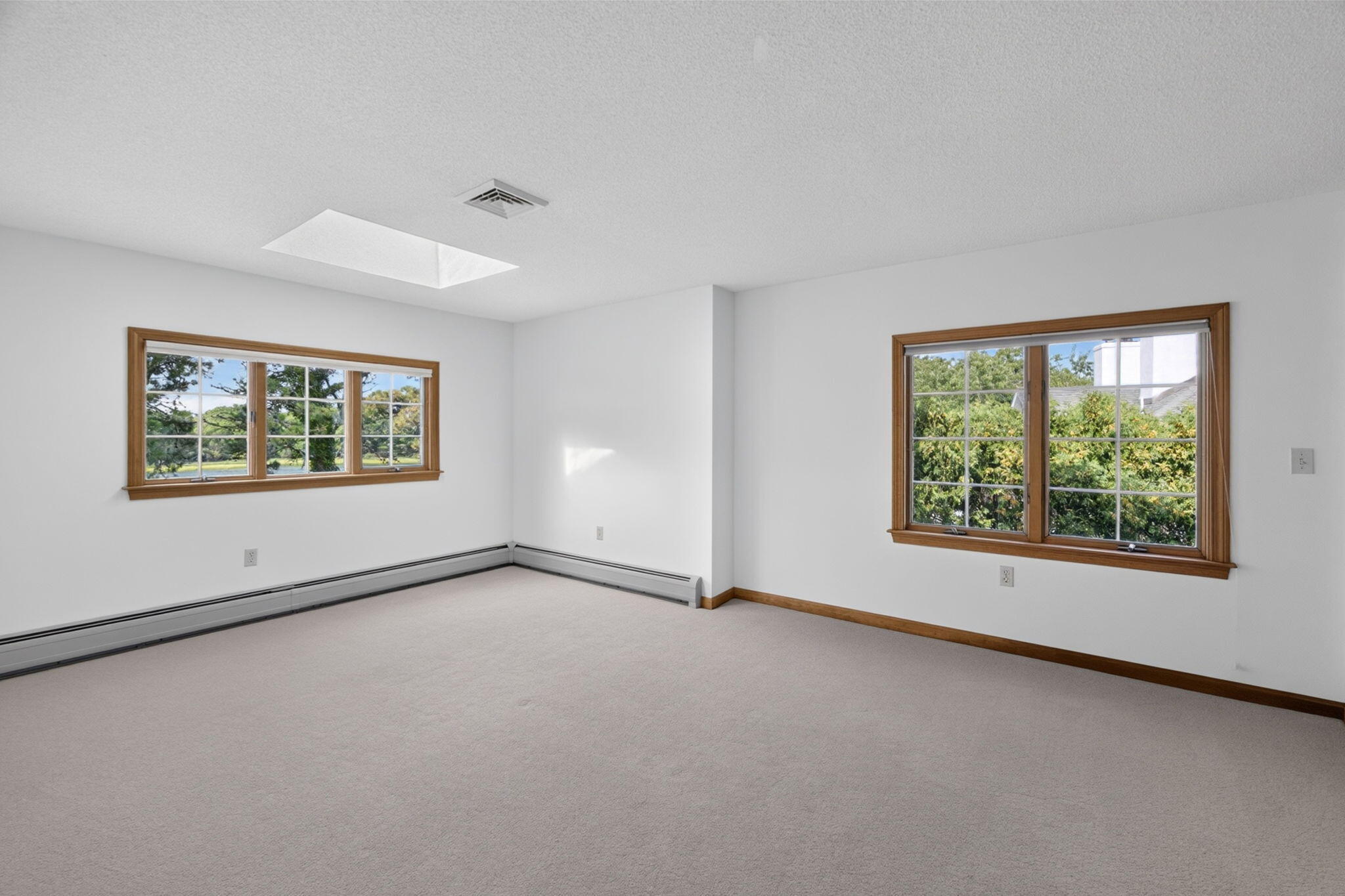 93 Cove Road