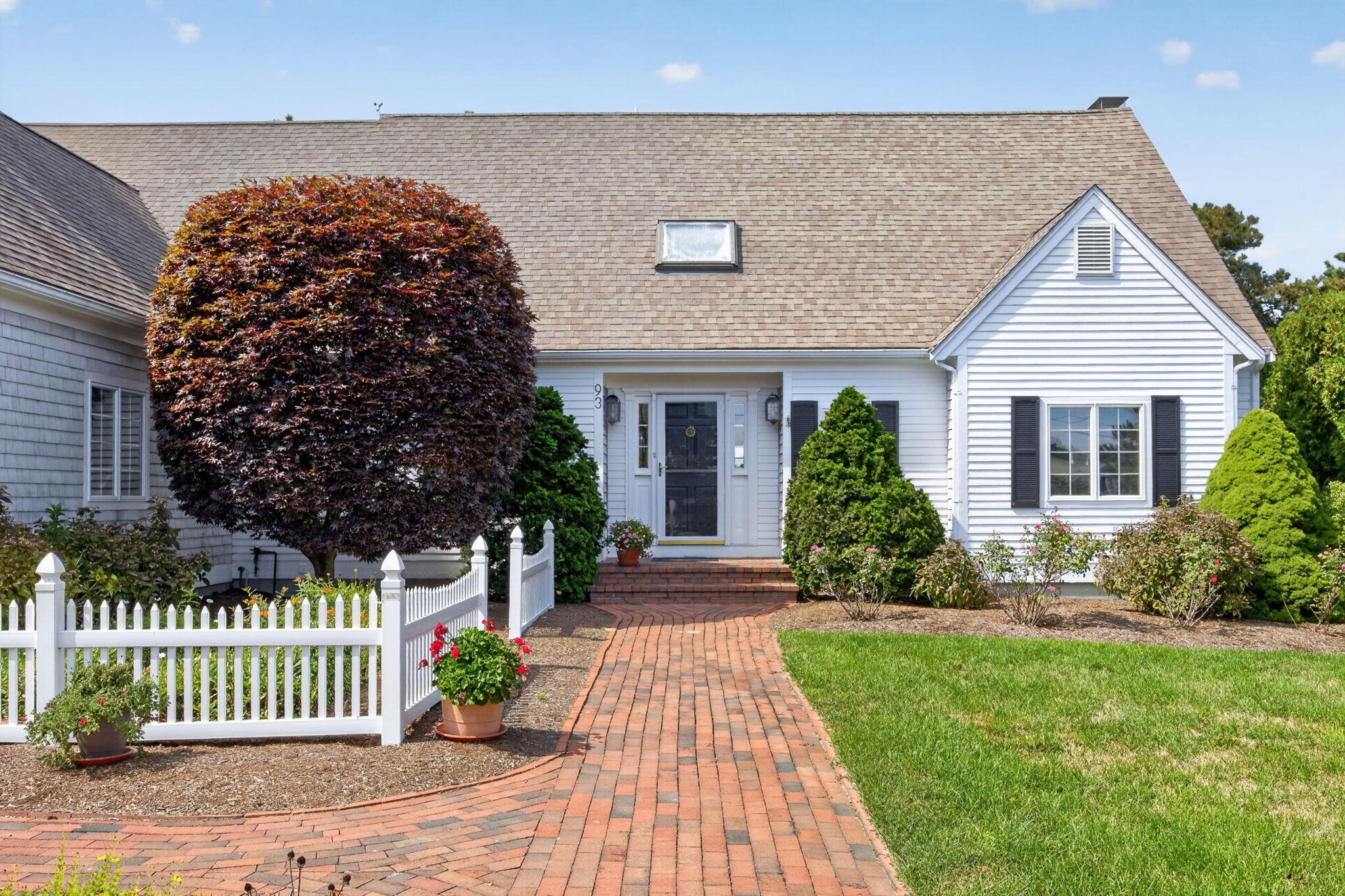 93 Cove Road