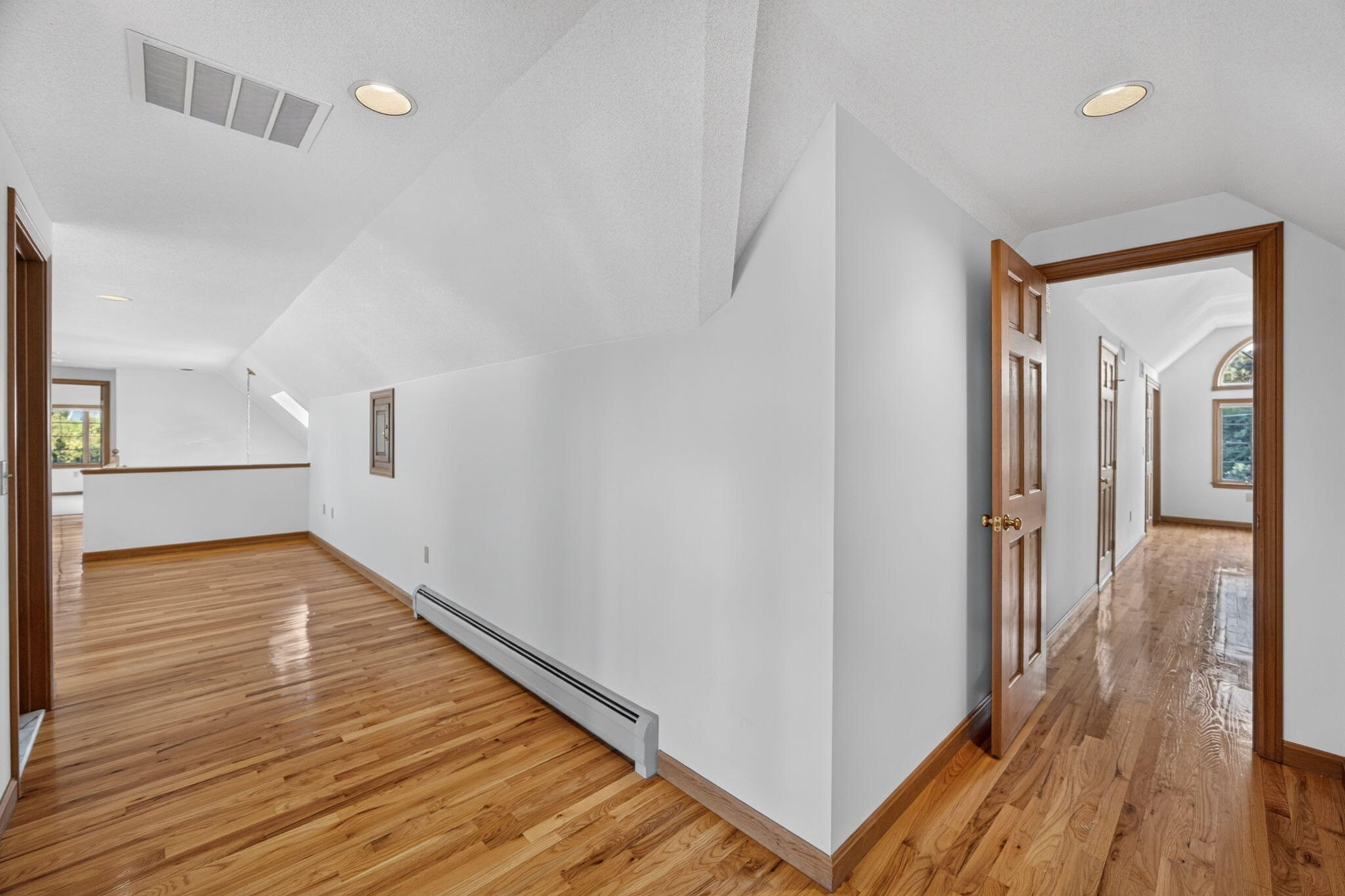 93 Cove Road