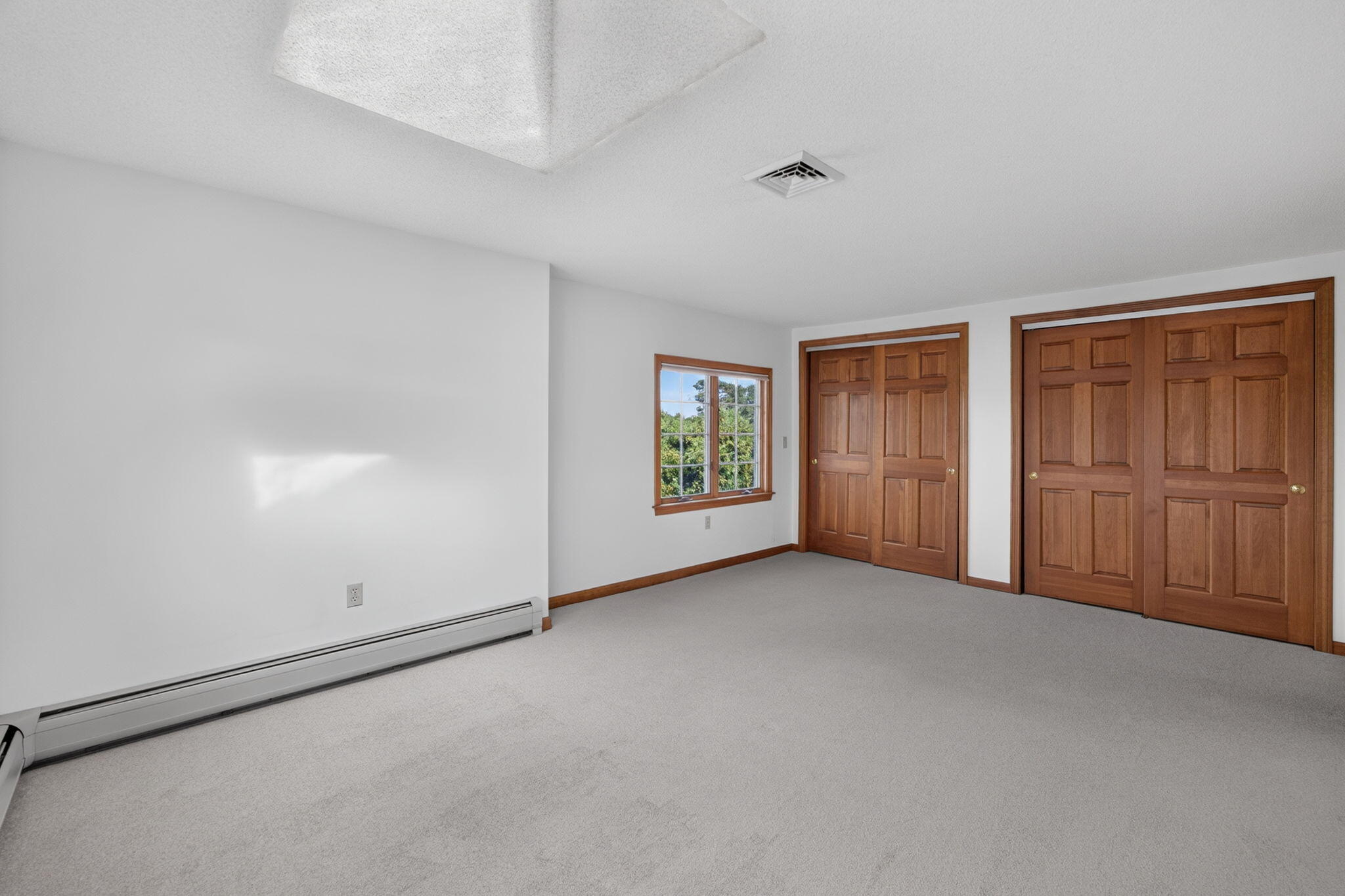 93 Cove Road