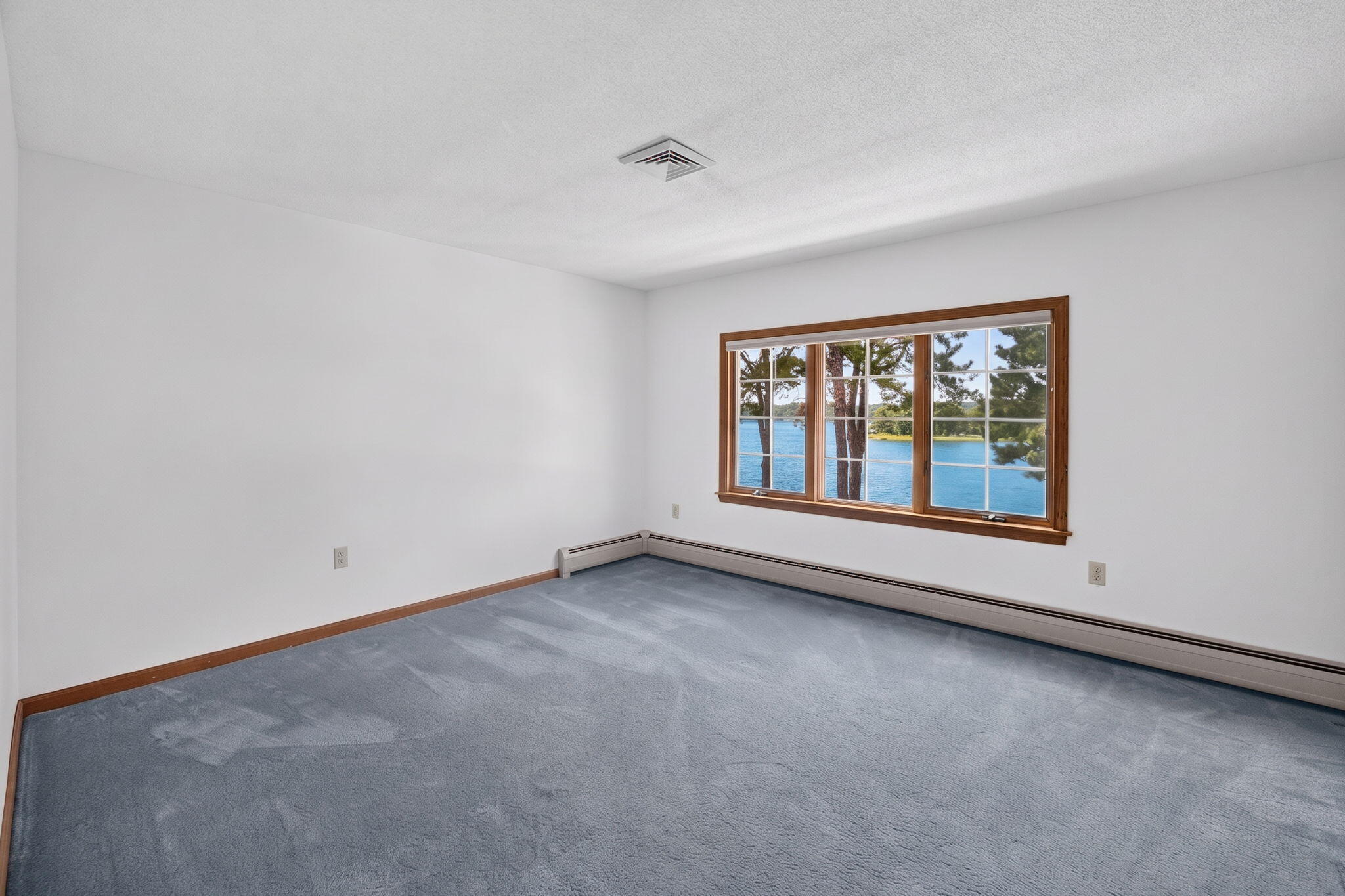 93 Cove Road