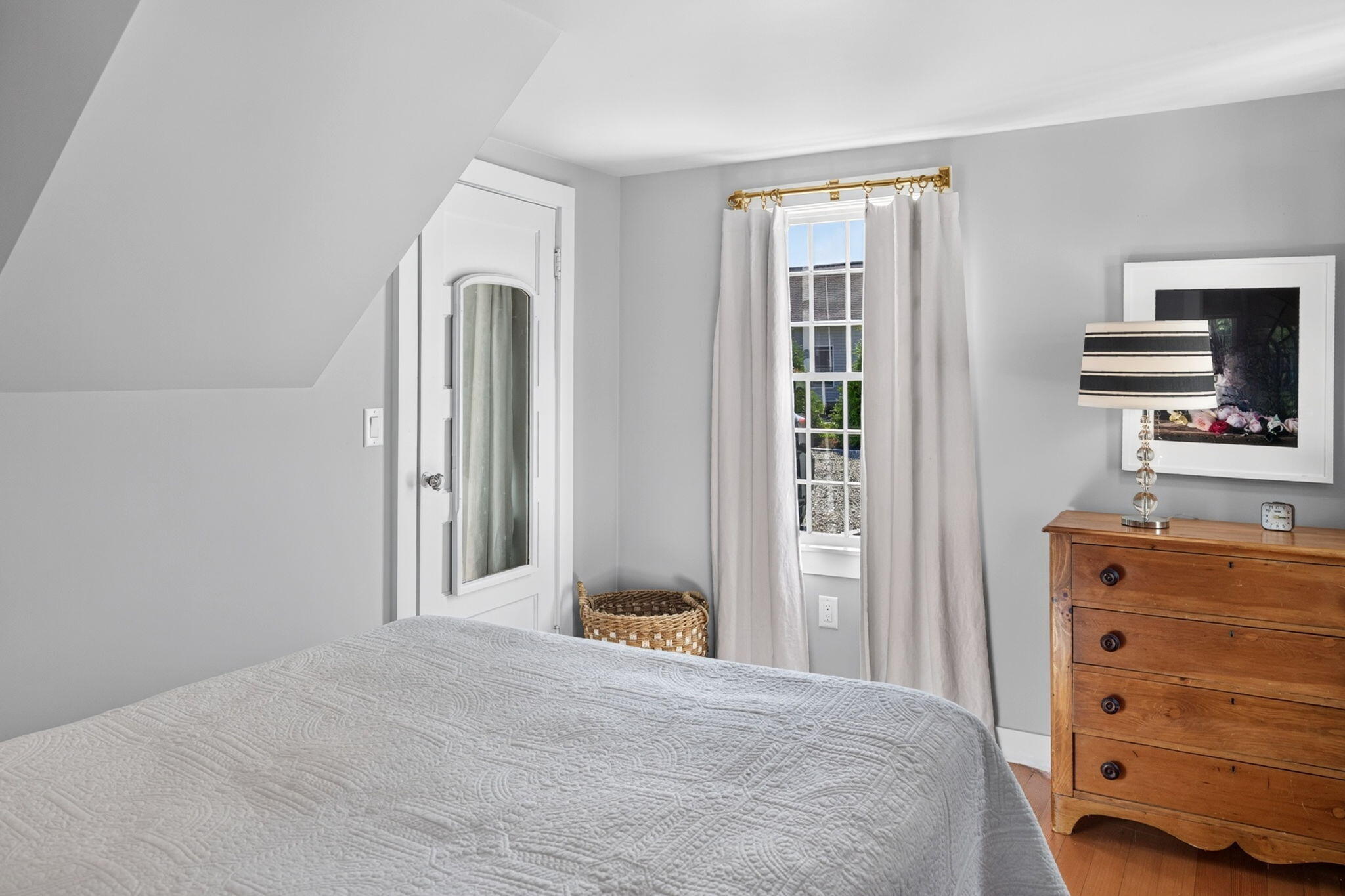 1455 Old Queen Anne Road
