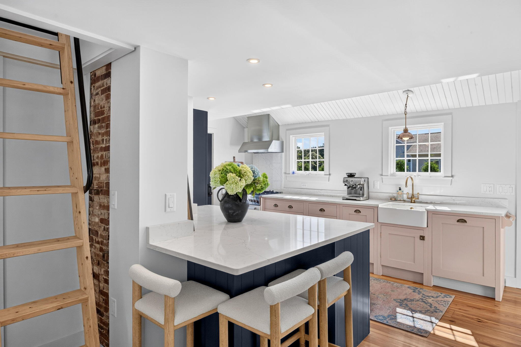 1455 Old Queen Anne Road