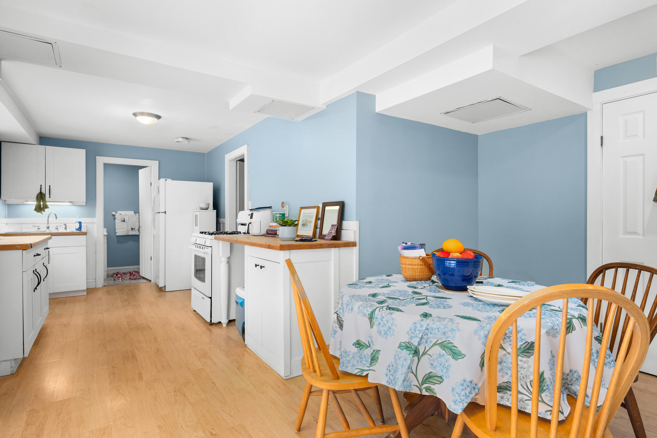 82 Shore Road UNIT 12