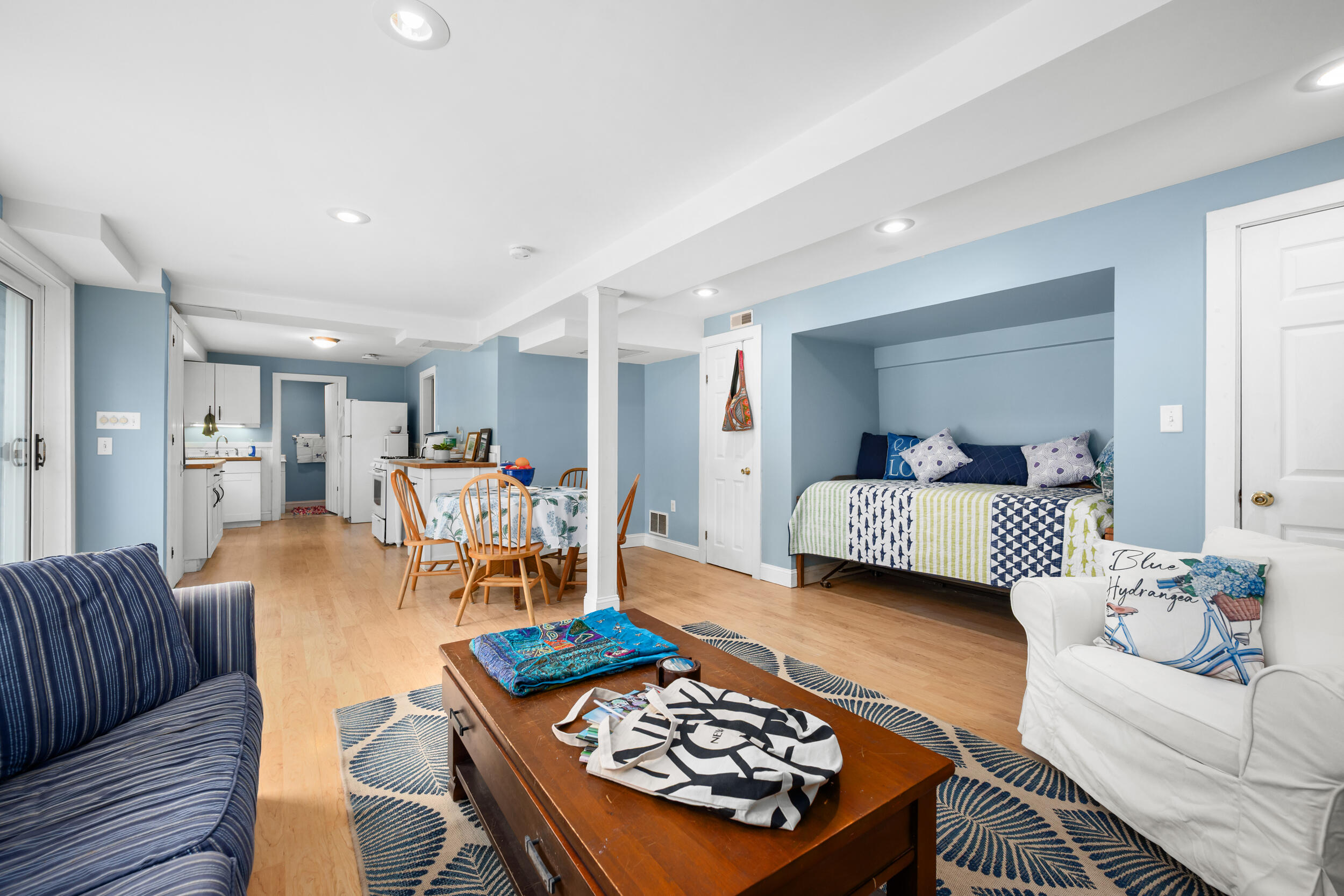 82 Shore Road UNIT 12