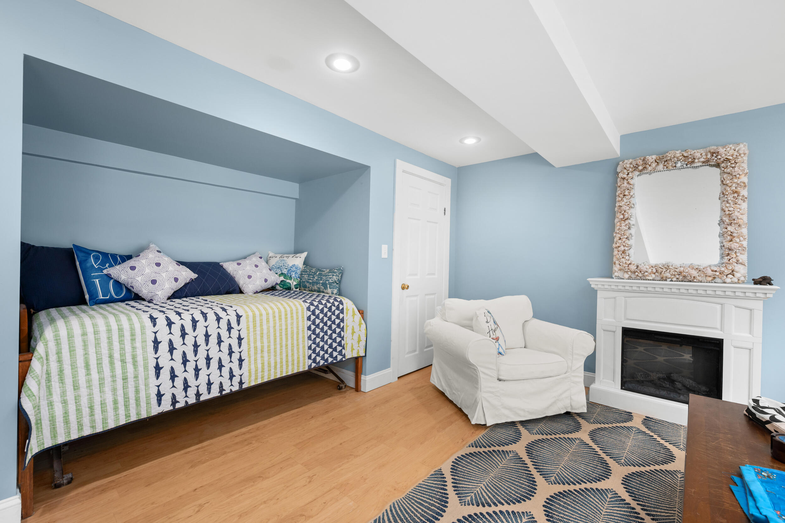 82 Shore Road UNIT 12