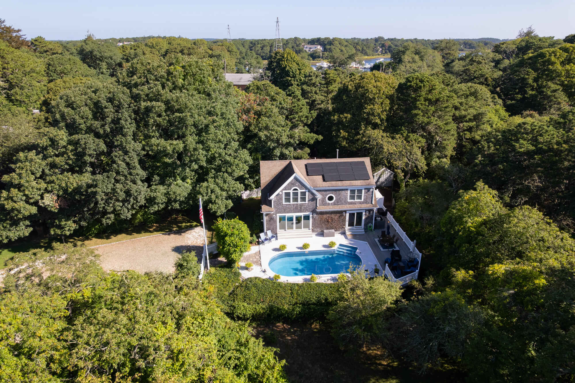 20 Lords Pond Road