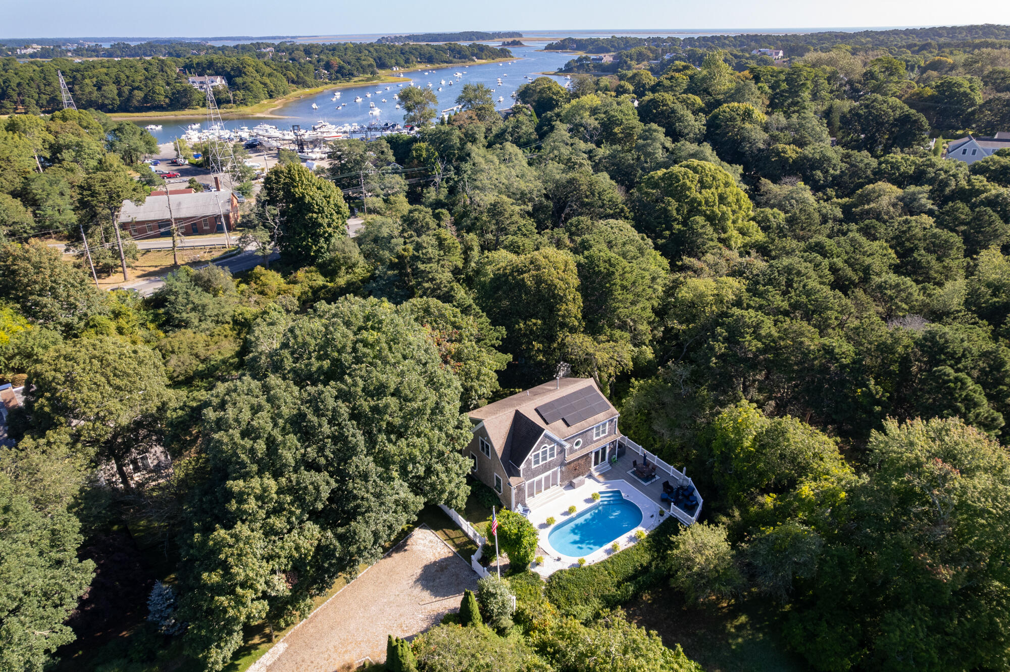 20 Lords Pond Road