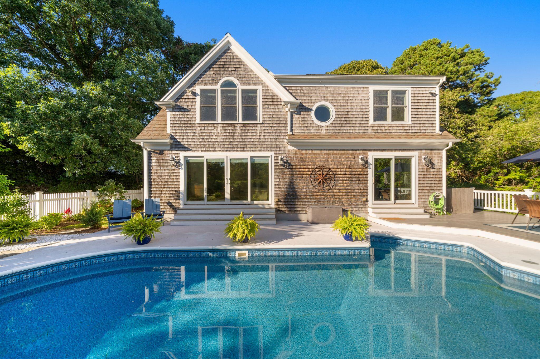 20 Lords Pond Road