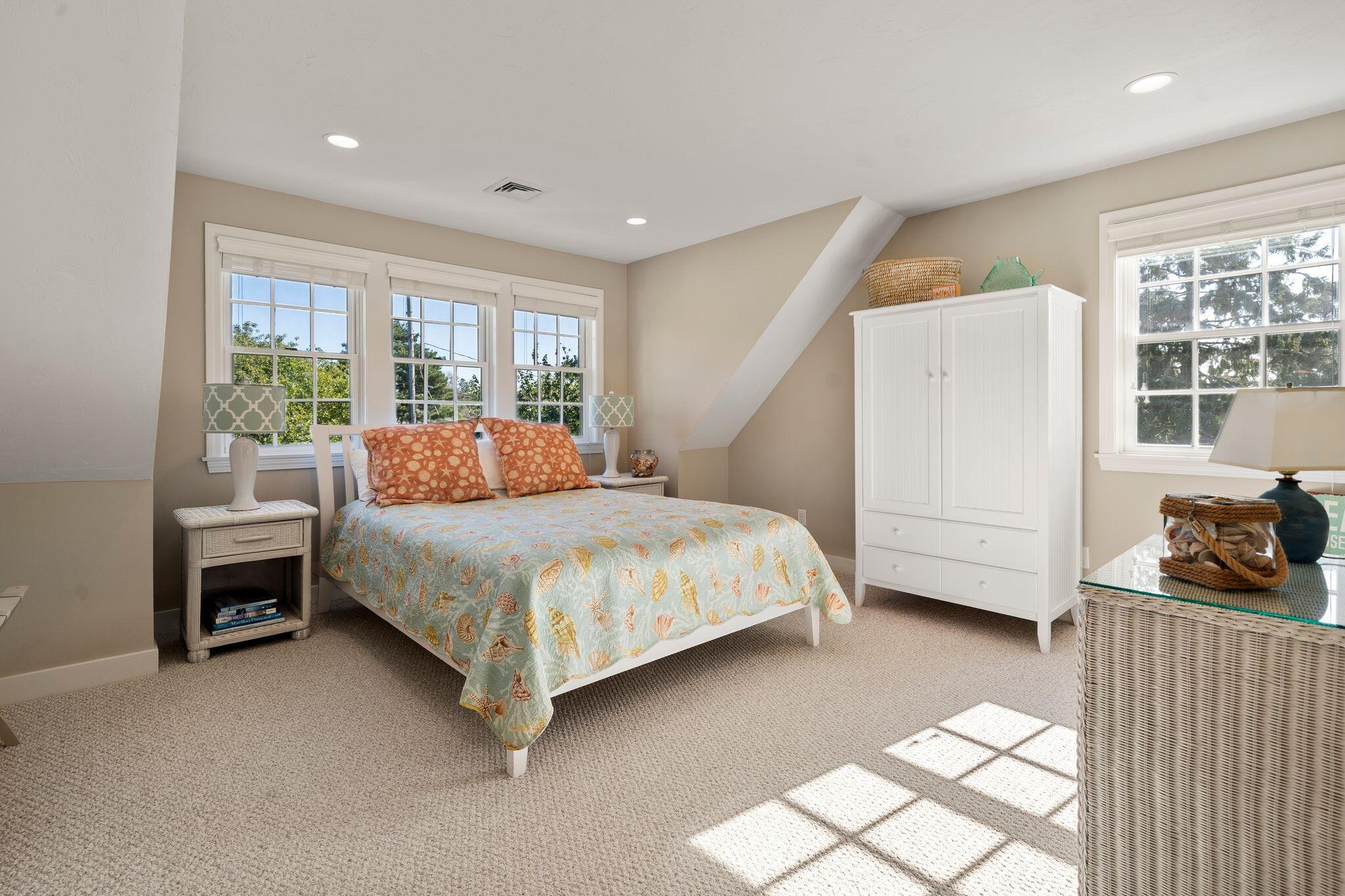 9 Bassing Harbor Road
