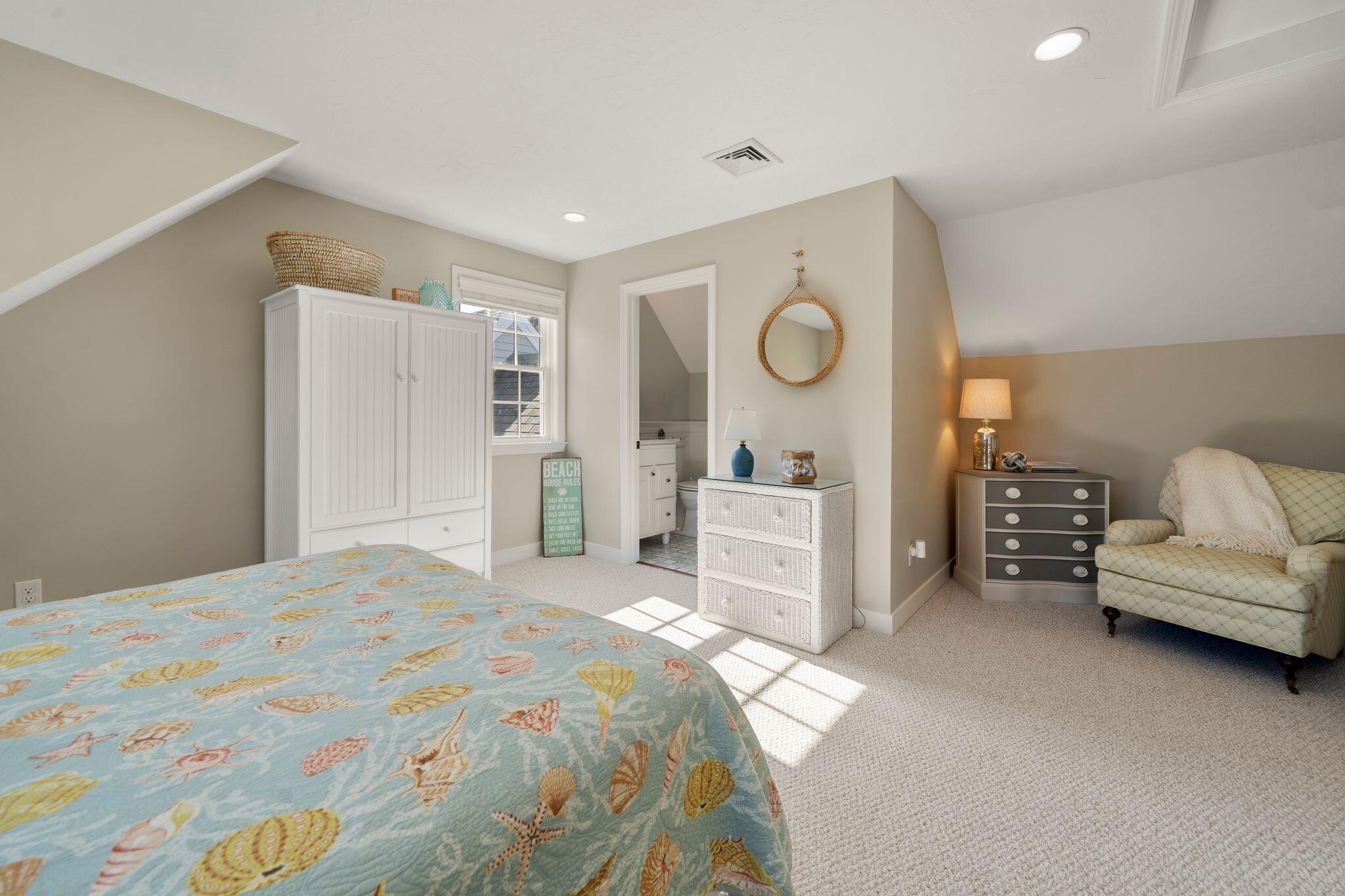 9 Bassing Harbor Road