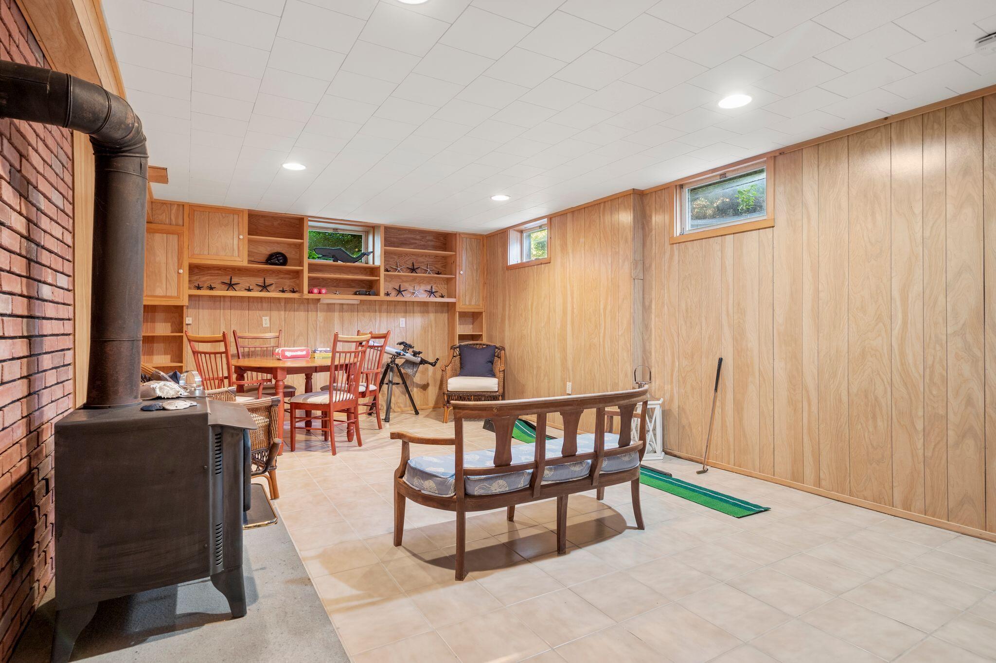 9 Bassing Harbor Road