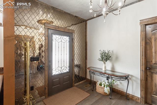 1124 E Poncha Avenue