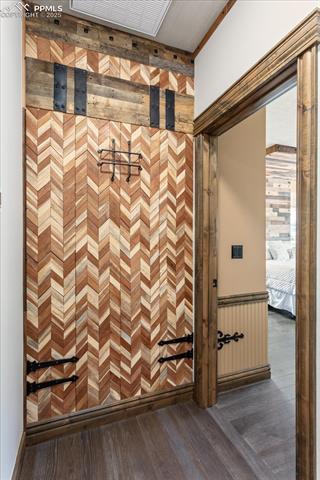 1124 E Poncha Avenue