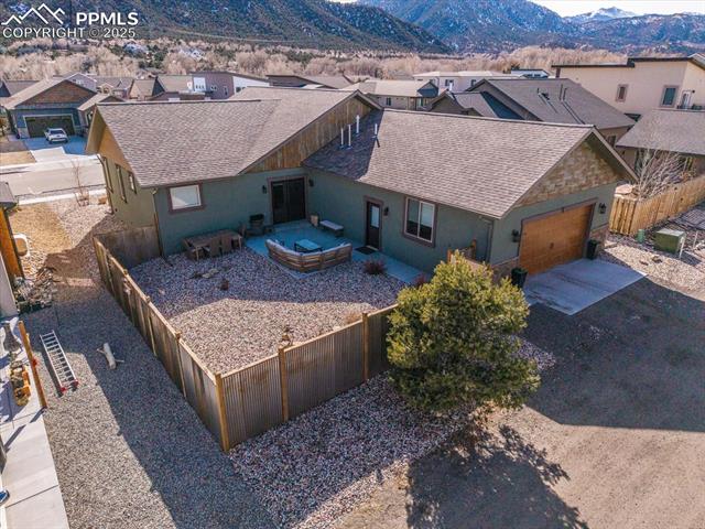 1124 E Poncha Avenue