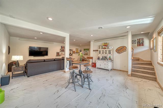 11398 County Road 302