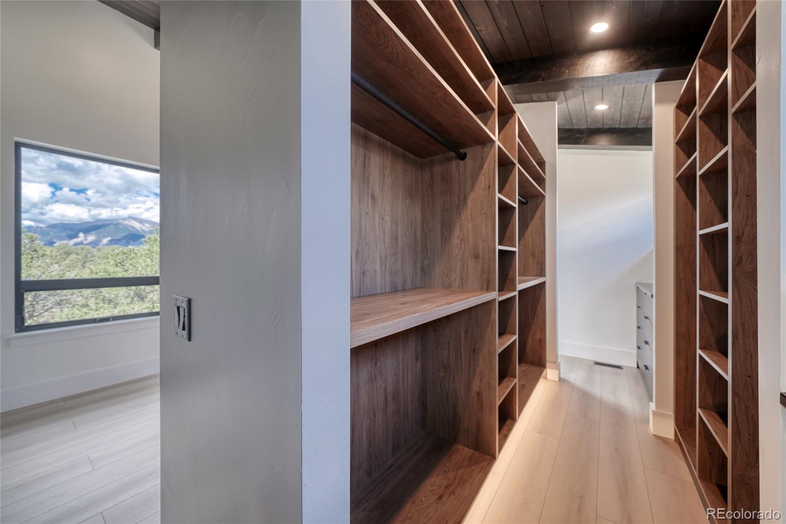 10339 Outpost Lane