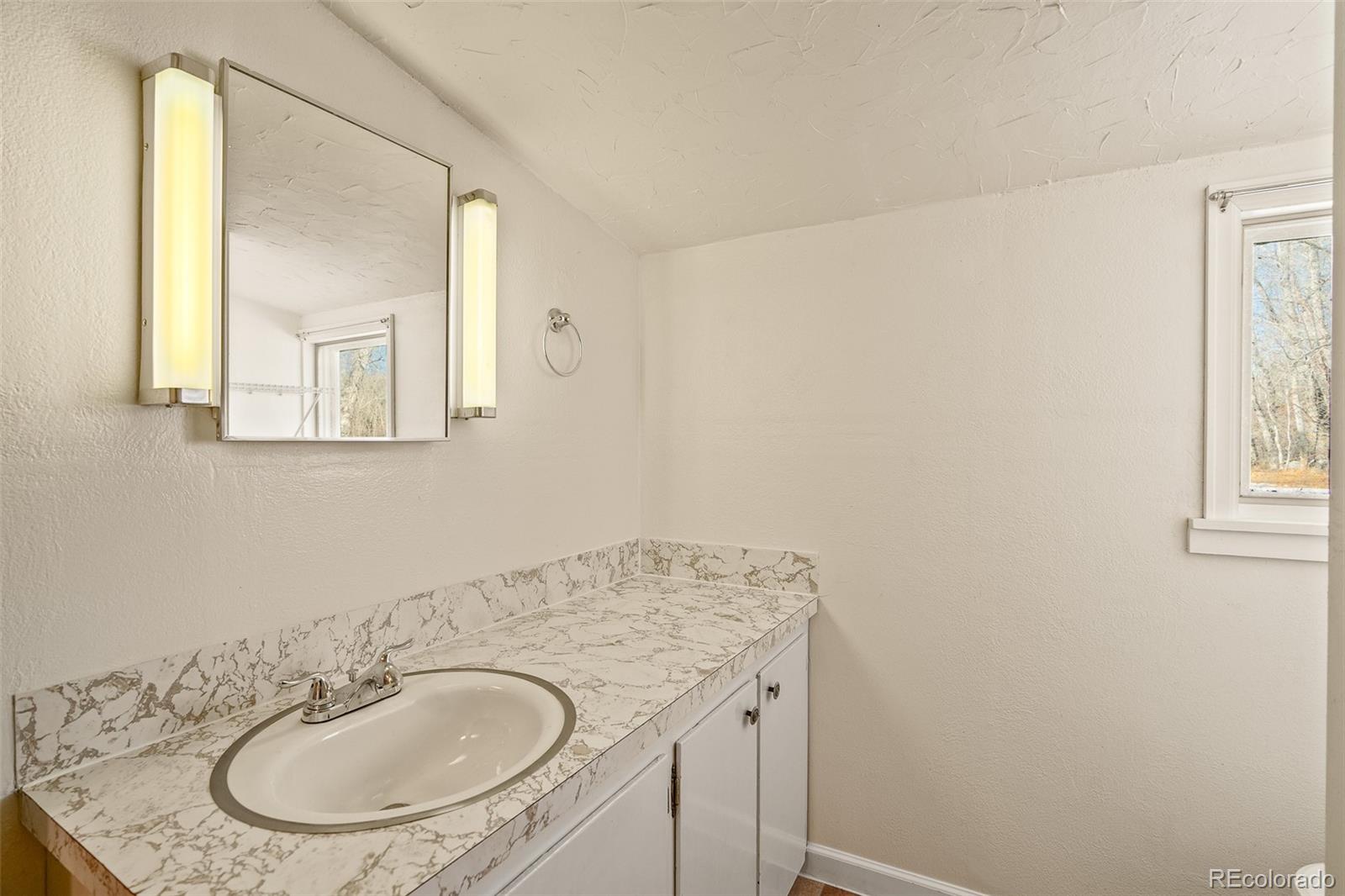 15071 County Road 306