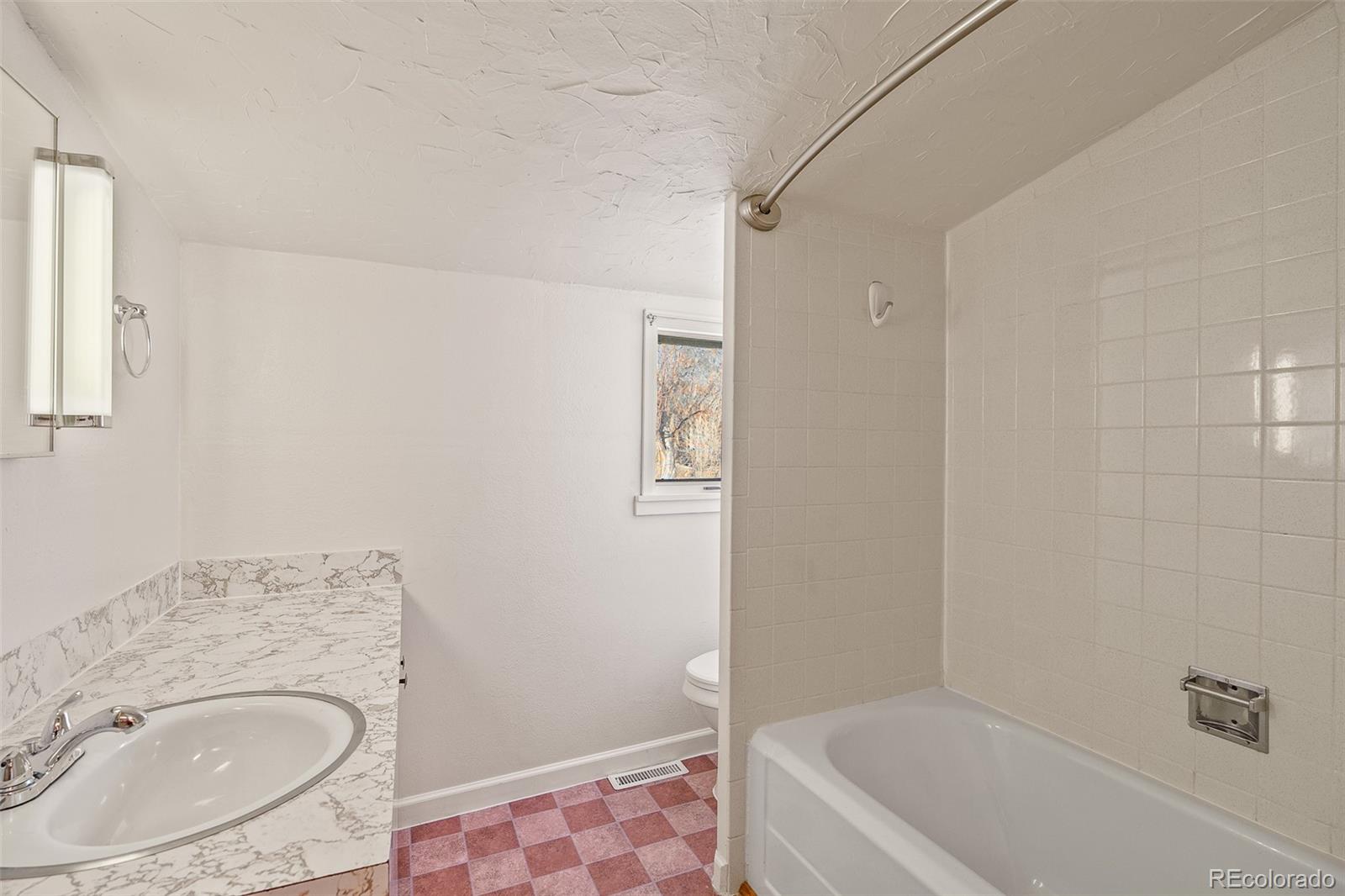 15071 County Road 306