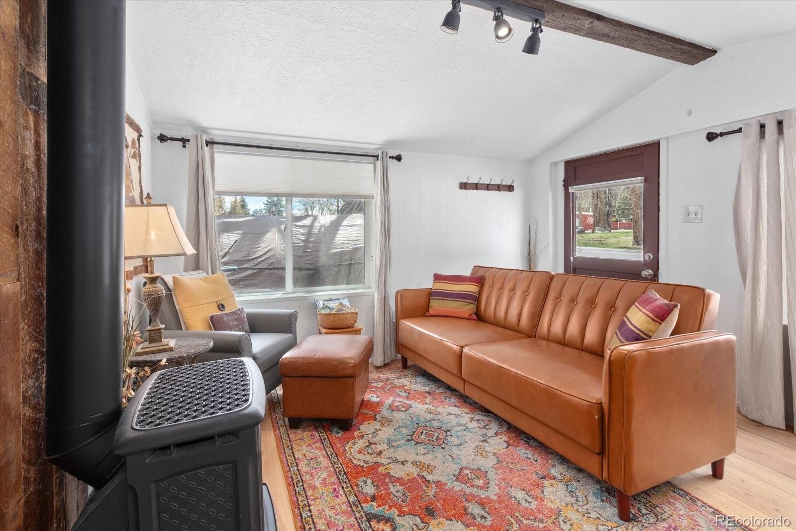 224 N San Juan Avenue