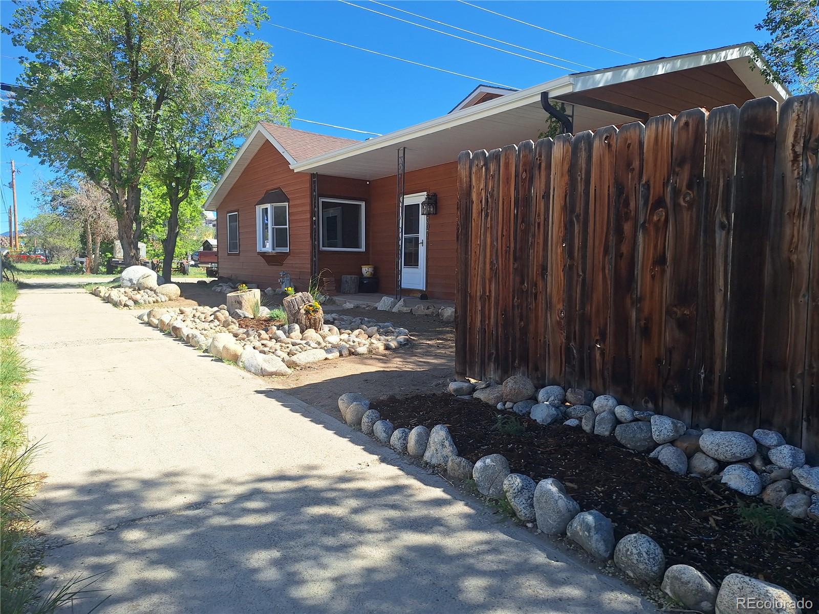 307 N Colorado Avenue