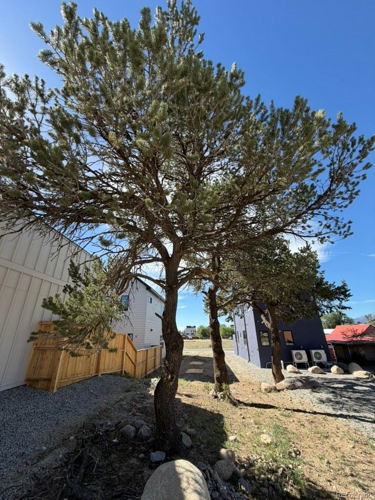 422 Pinon Street