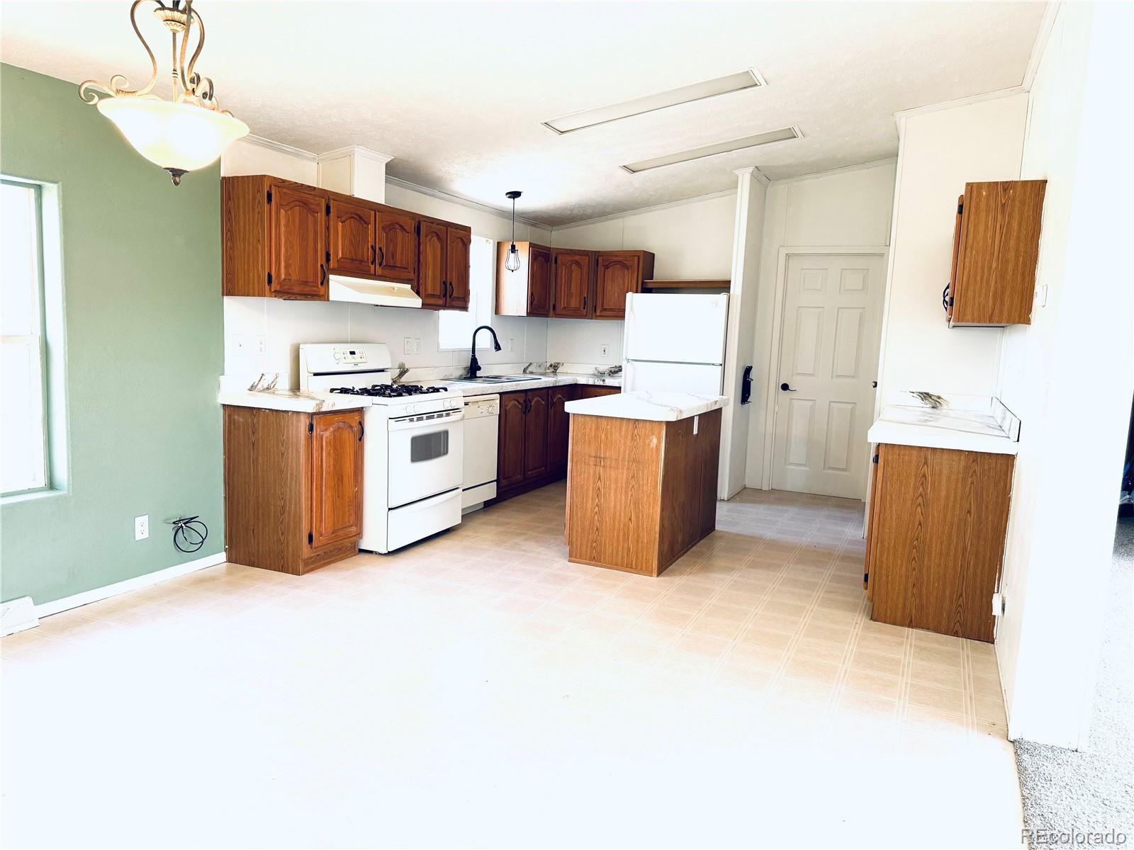 28847 Castle Rock Circle