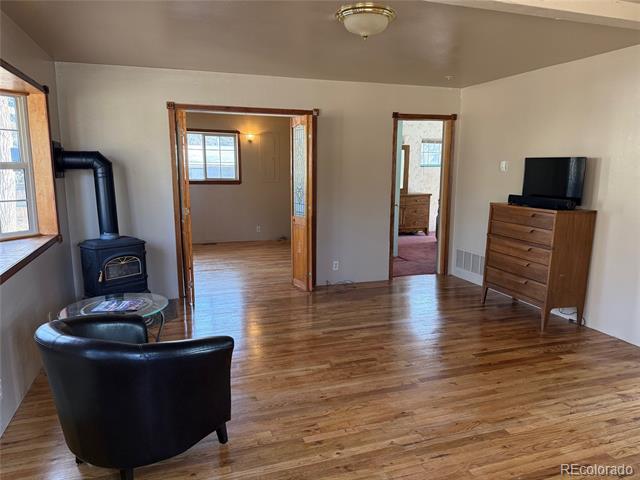319 W Arkansas Street