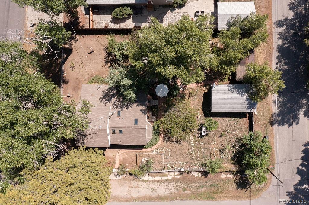 319 W Arkansas Street