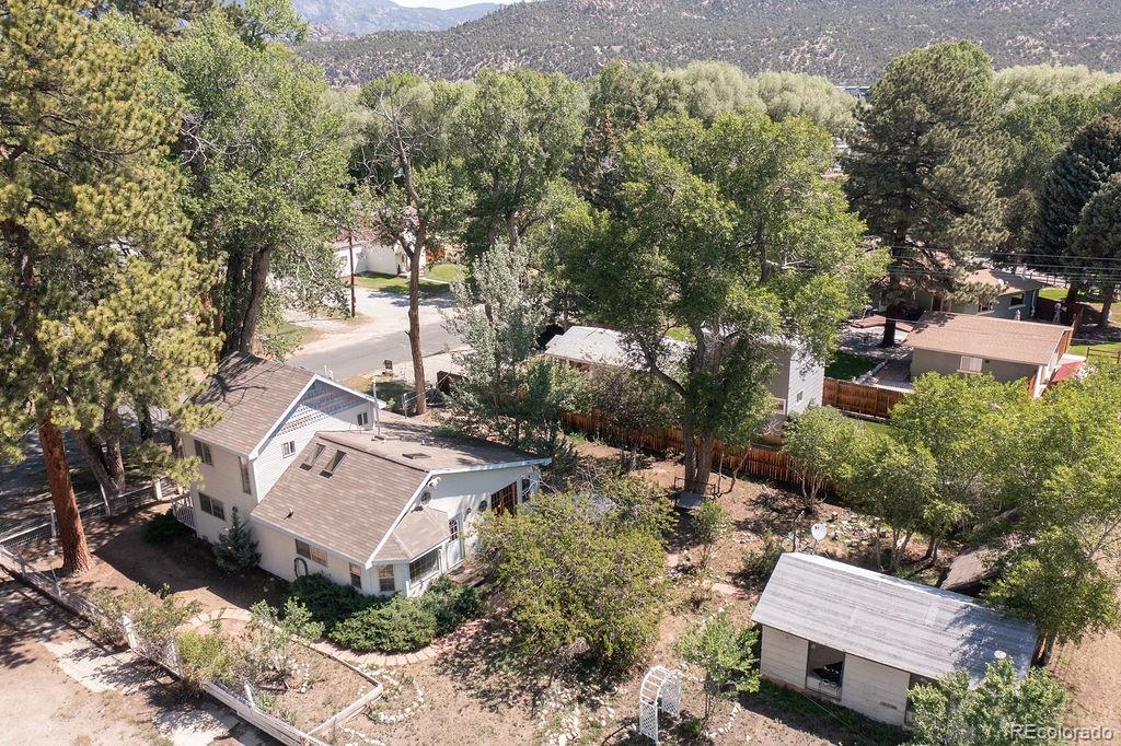 319 W Arkansas Street