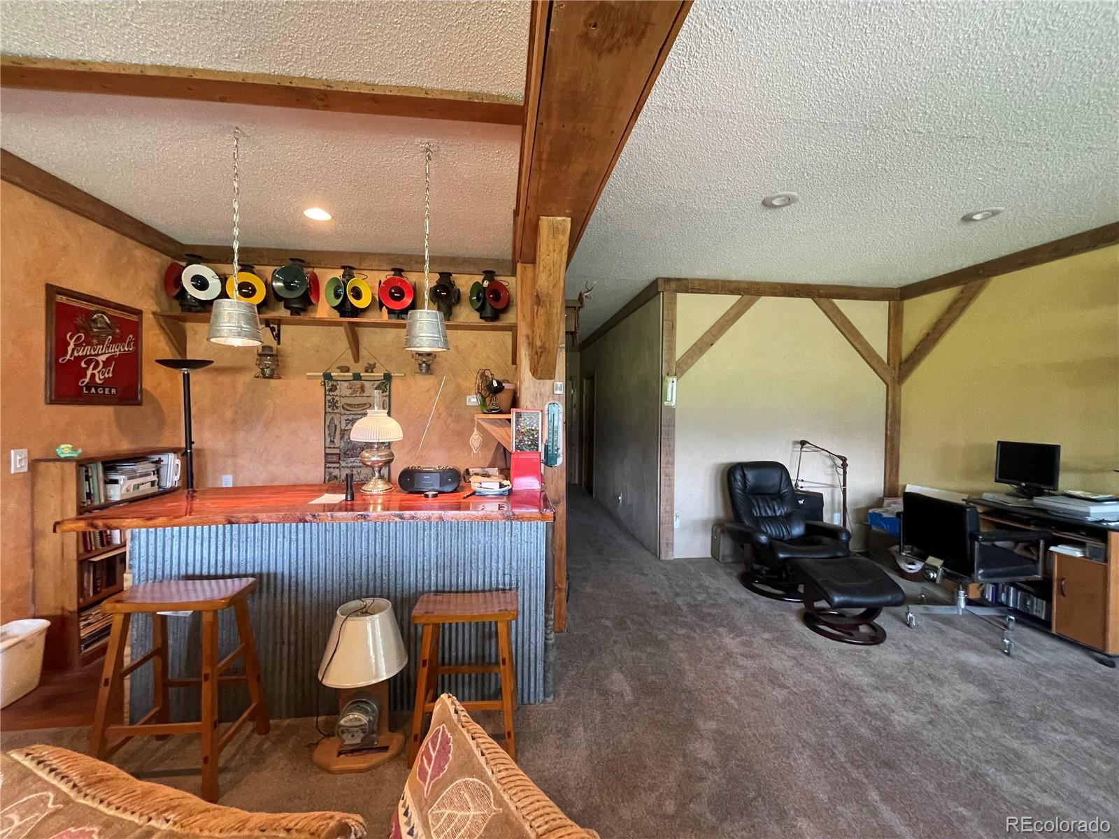 16189 US Highway 285