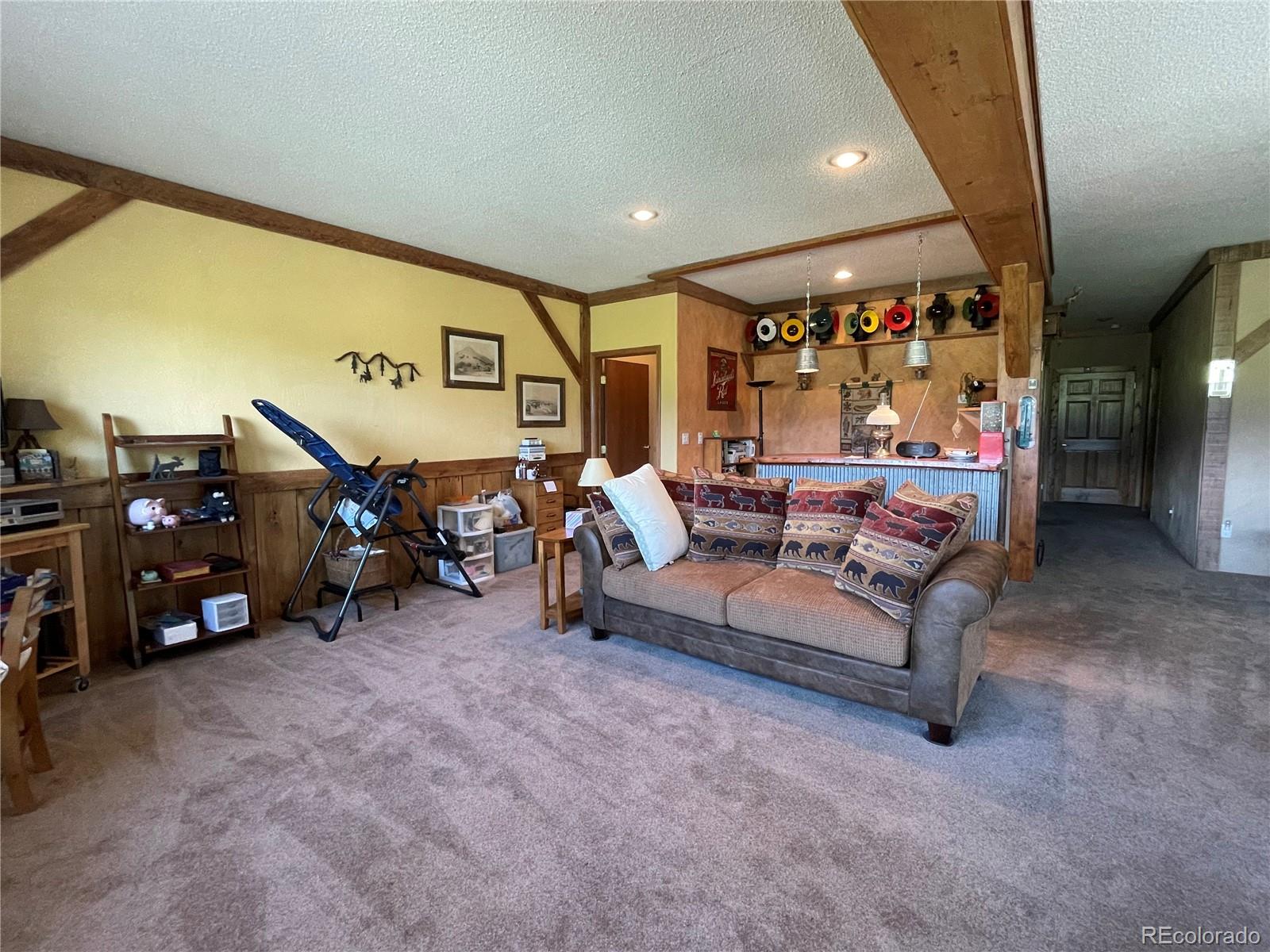 16189 US Highway 285