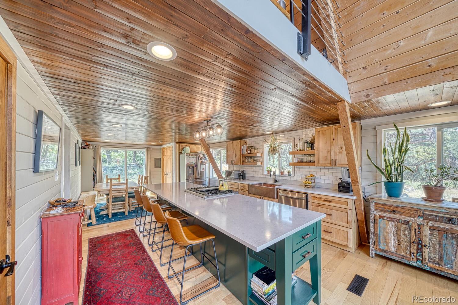 115 Loop Drive