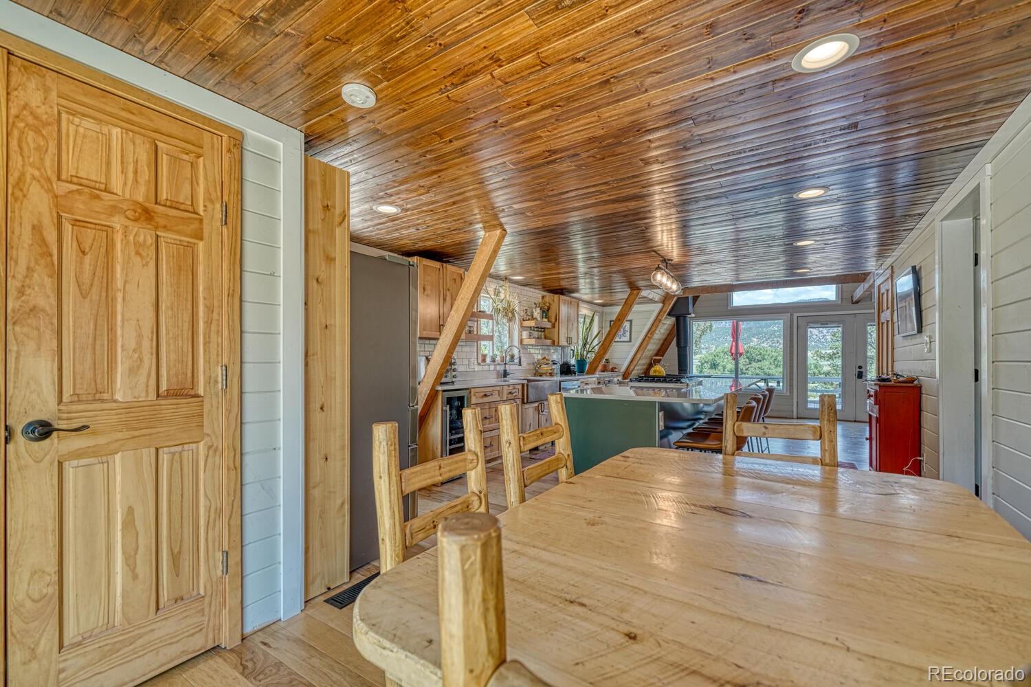 115 Loop Drive