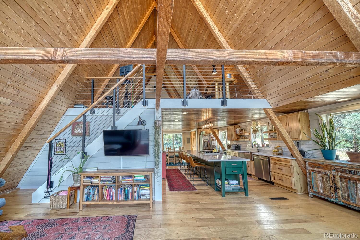115 Loop Drive