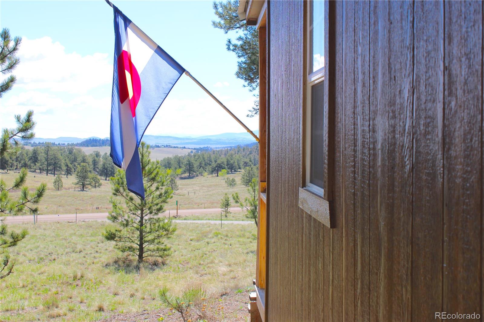 975 Windmill Drive