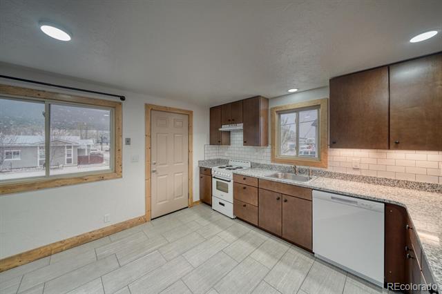 531 E Main Street