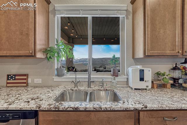 145 Kettle Valley Way