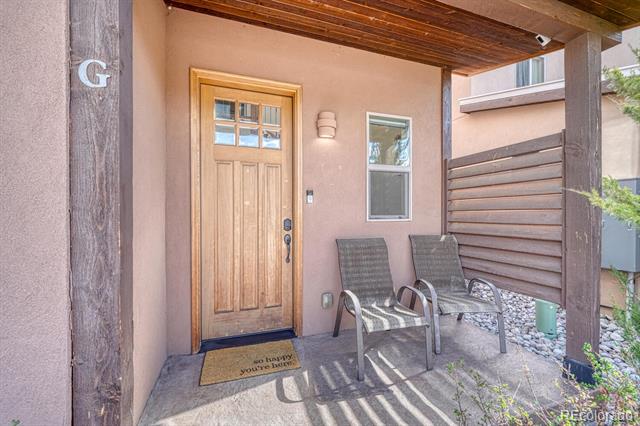 402 E Sackett Avenue Unit: G