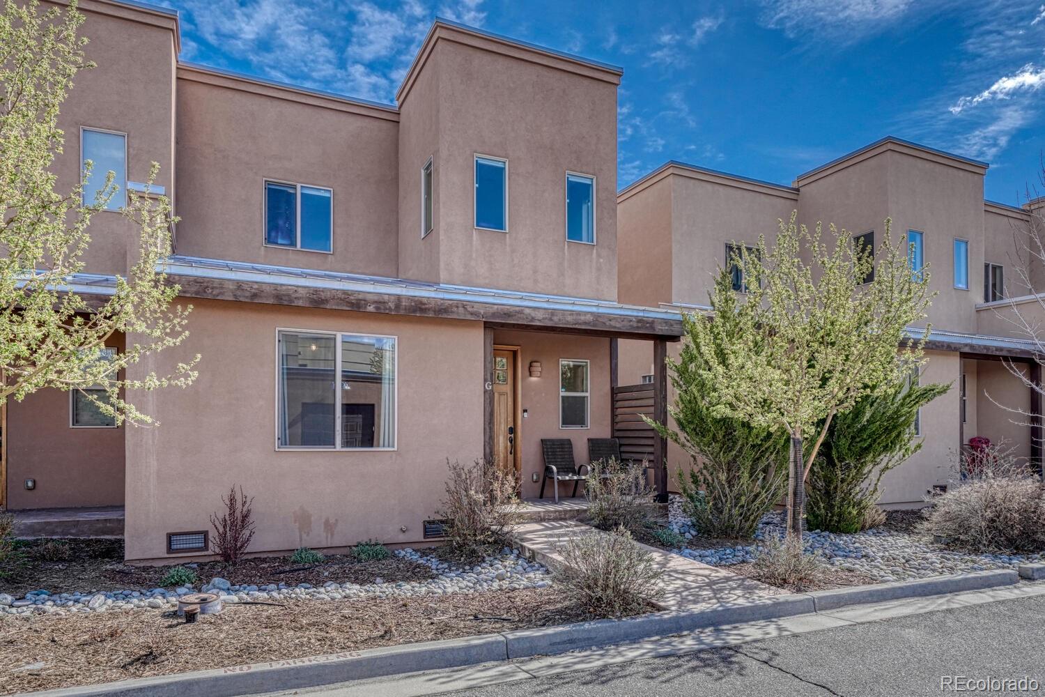 402 E Sackett Avenue Unit: G