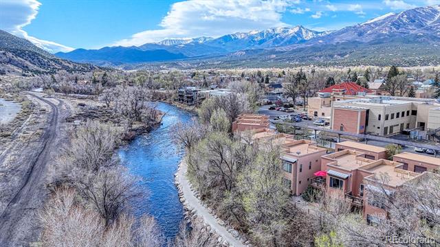 402 E Sackett Avenue Unit: G