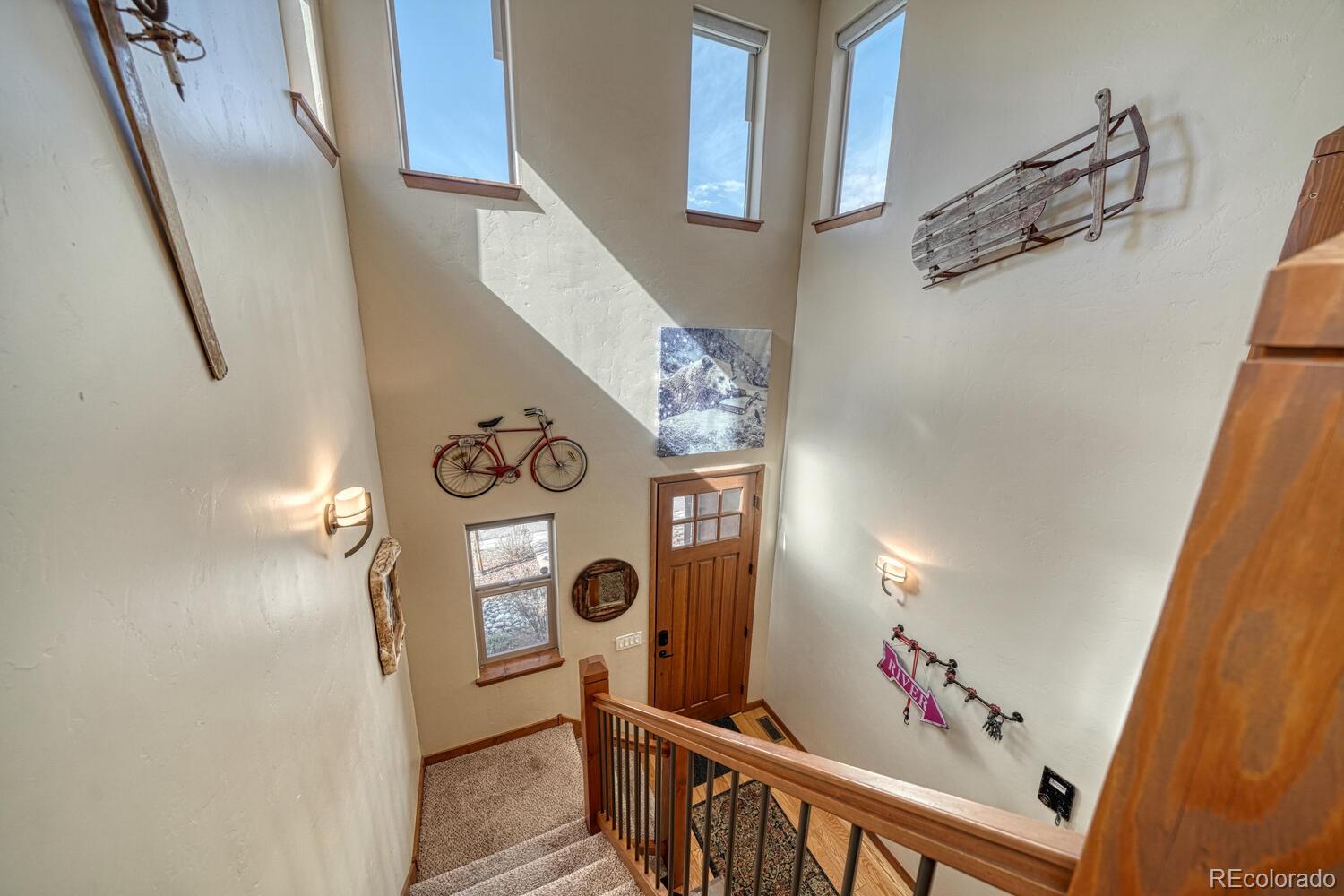 402 E Sackett Avenue Unit: G
