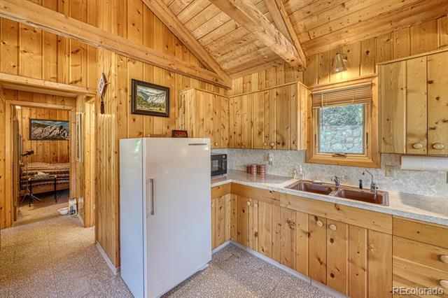 15270 Chimney Rock Road