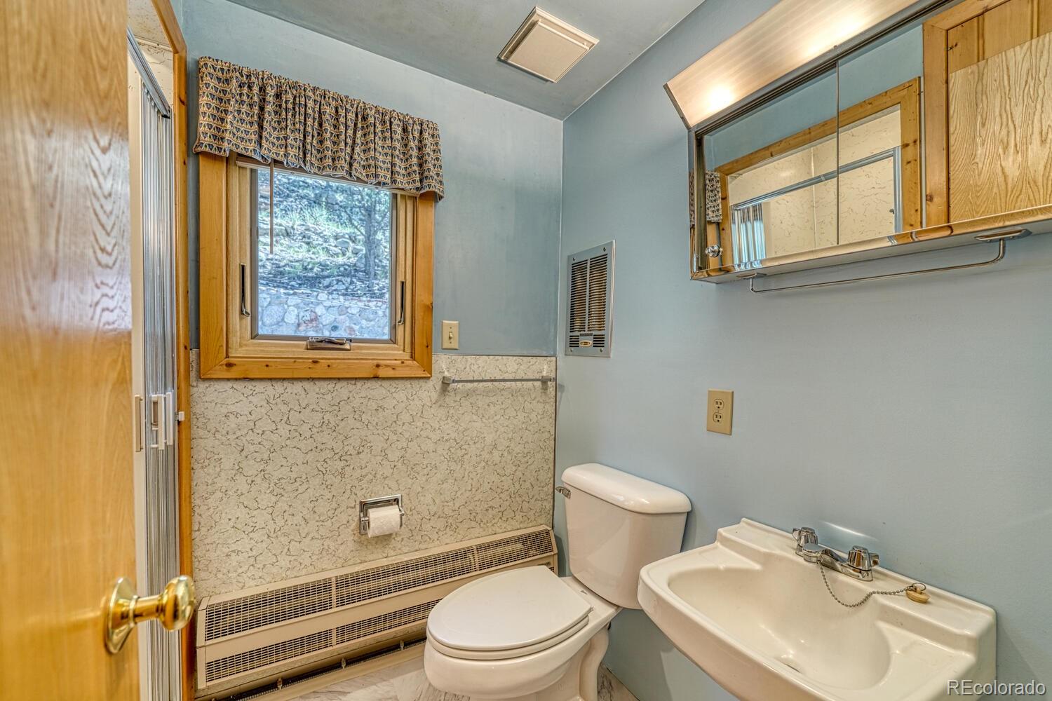 15270 Chimney Rock Road
