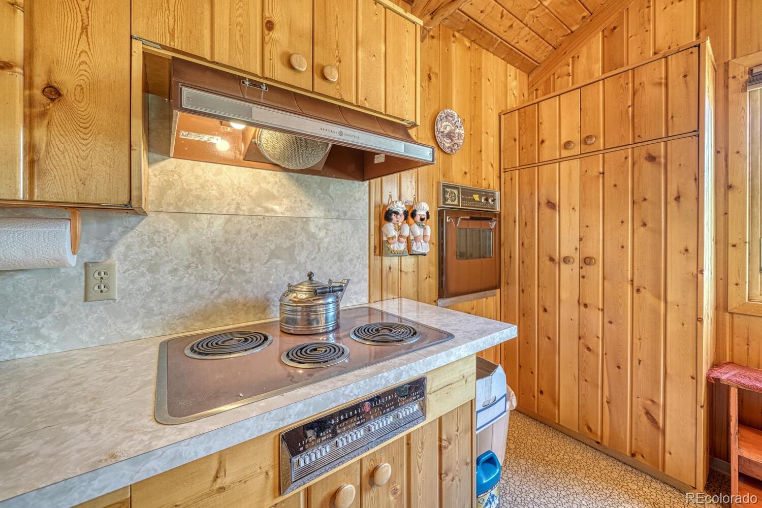 15270 Chimney Rock Road