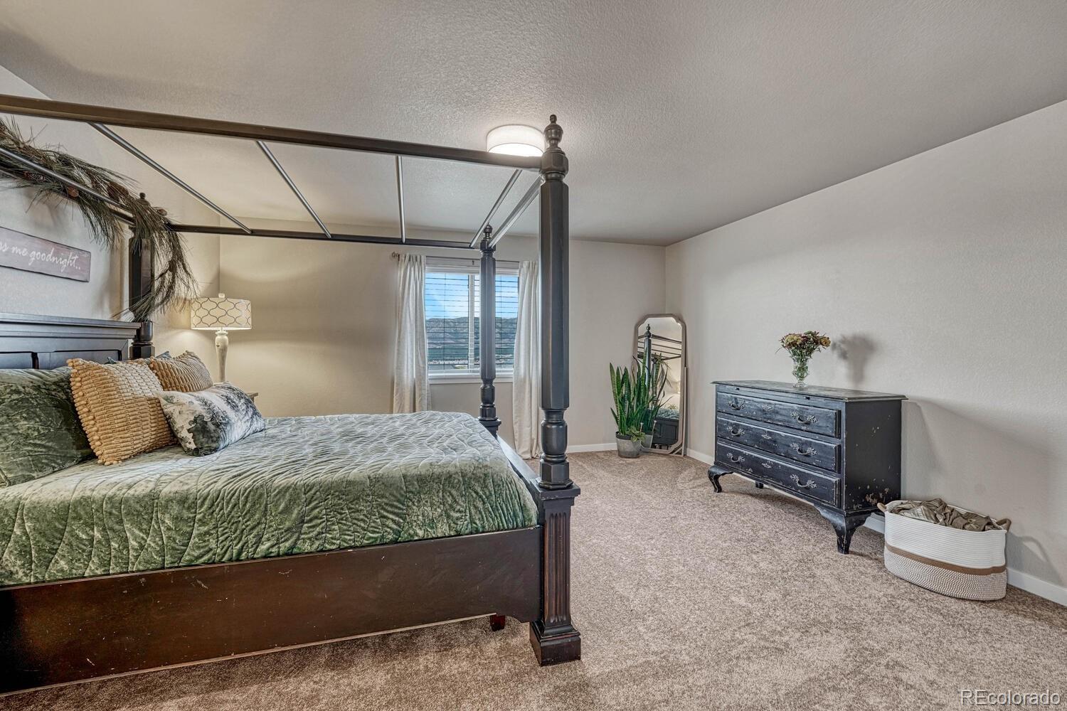 145 Kettle Valley Way