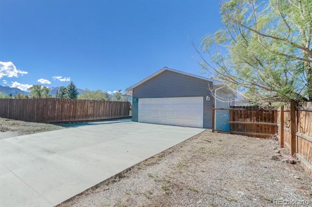 180 Larissa Lane