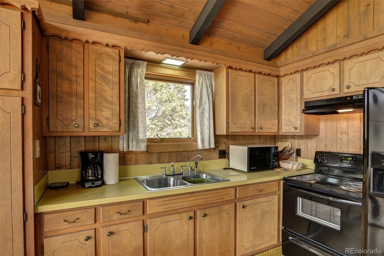 15189 County Road 162