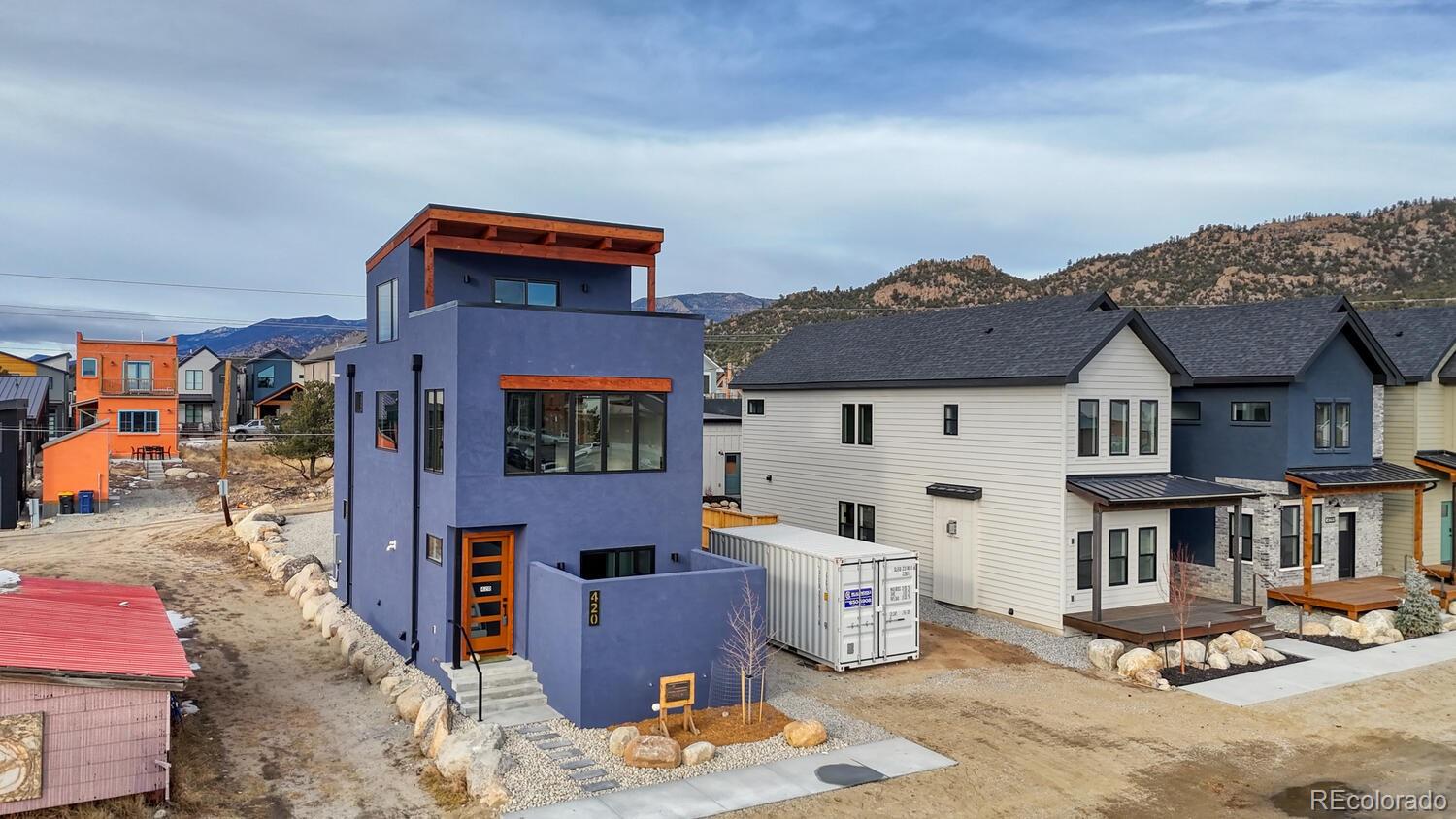 420 Pinon Street