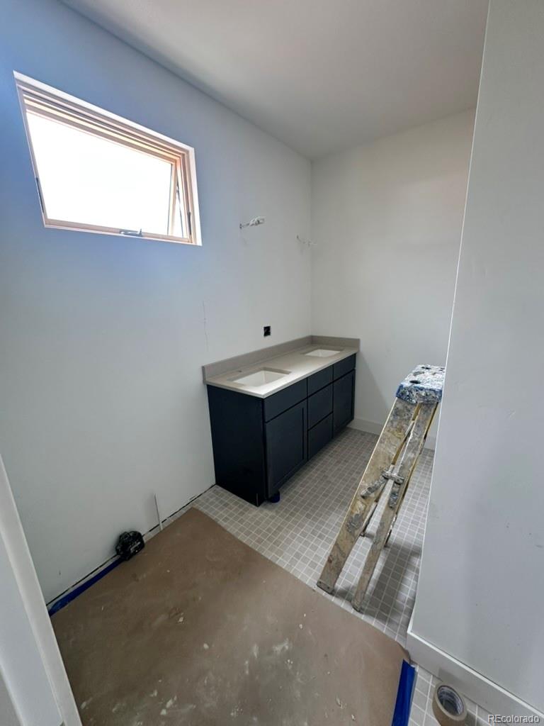 420 Pinon Street